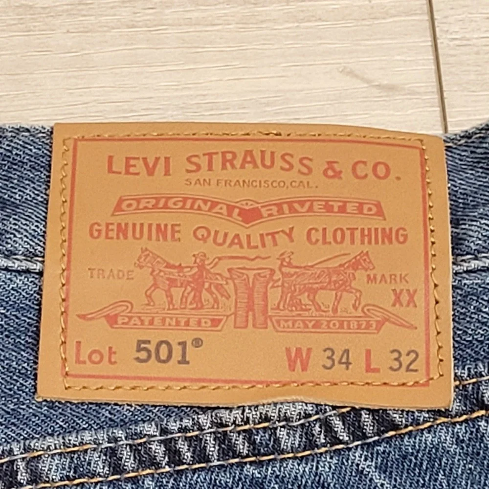 Levi's Premium 501 Original Fit XX Jeans Mens 35x32 Big E Medium Wash Button Fly